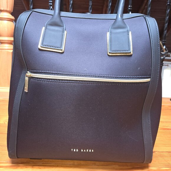 Ted baker roll suitcase - Picture 1 of 6